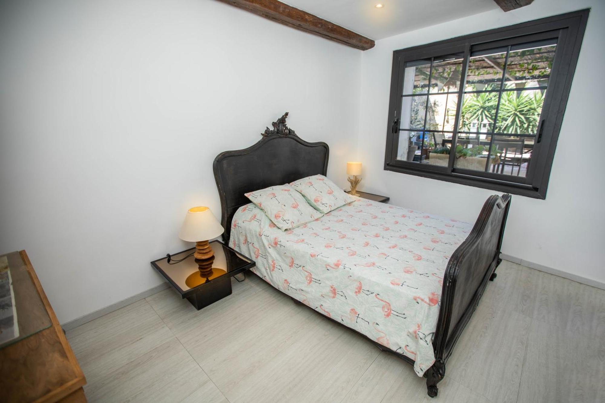 Oustaou De Betty Et Bob Bed and Breakfast Le Cailar Eksteriør billede